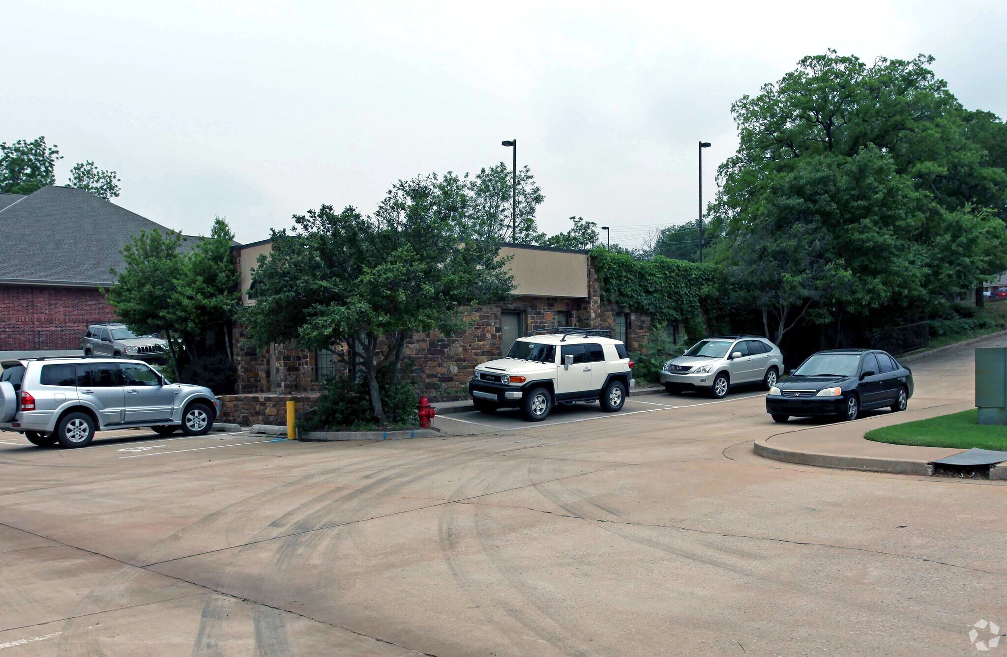 910 S Bryant Ave, Edmond, OK for Sale