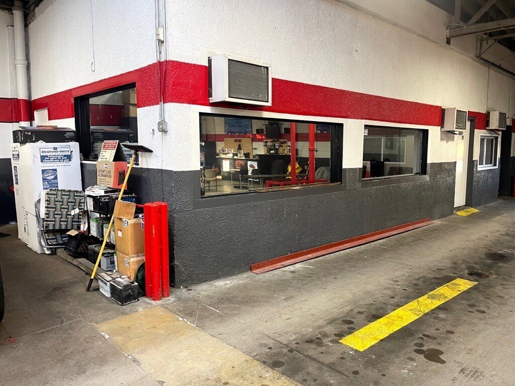 1633 N Cicero Ave, Chicago, IL for Sale