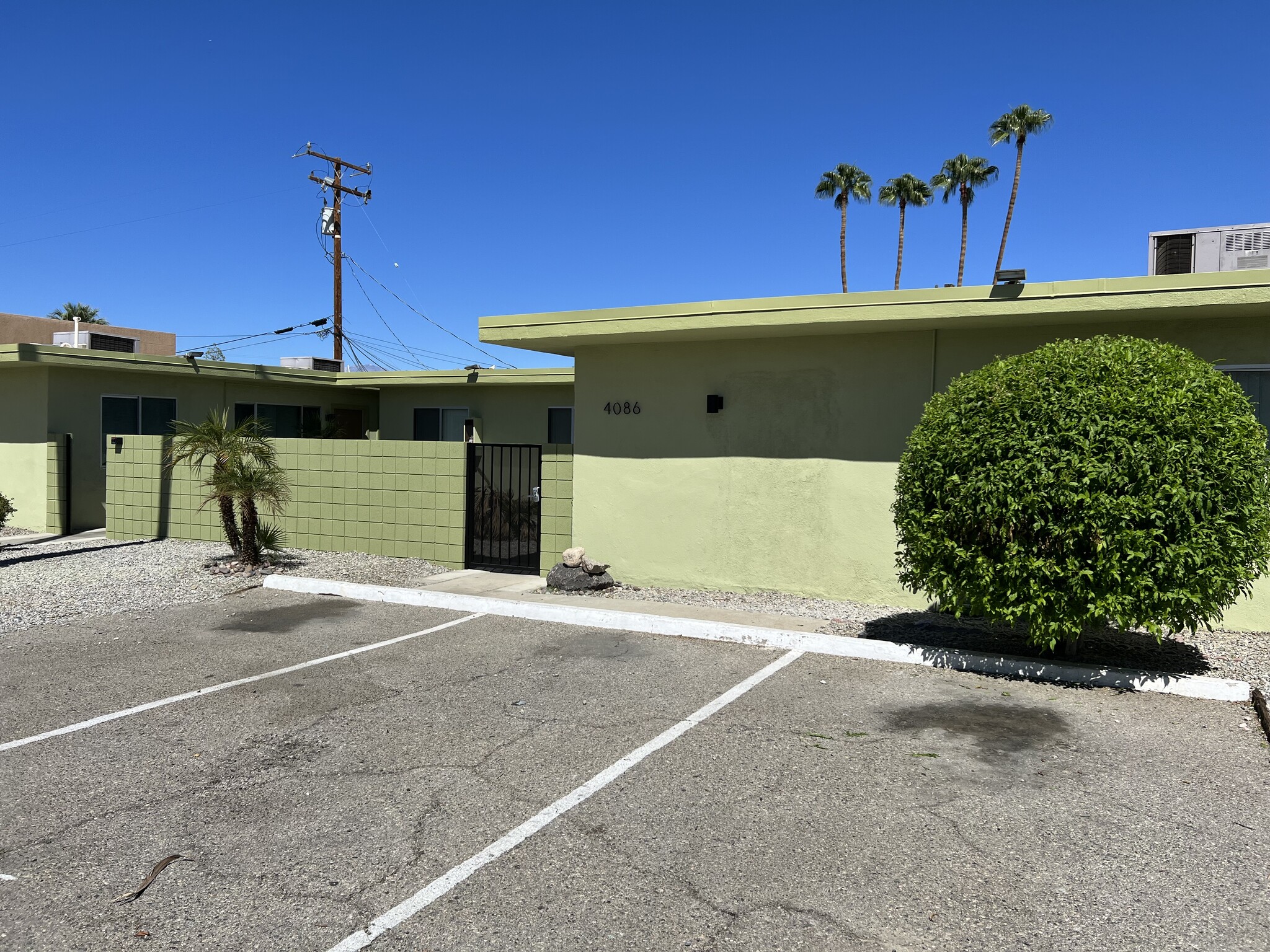 4086 E Calle de Carlos, Palm Springs, CA for Sale