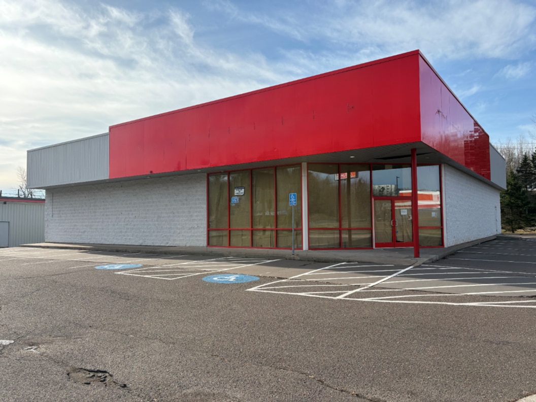 302 E Central Entrance, Duluth, MN for Rent