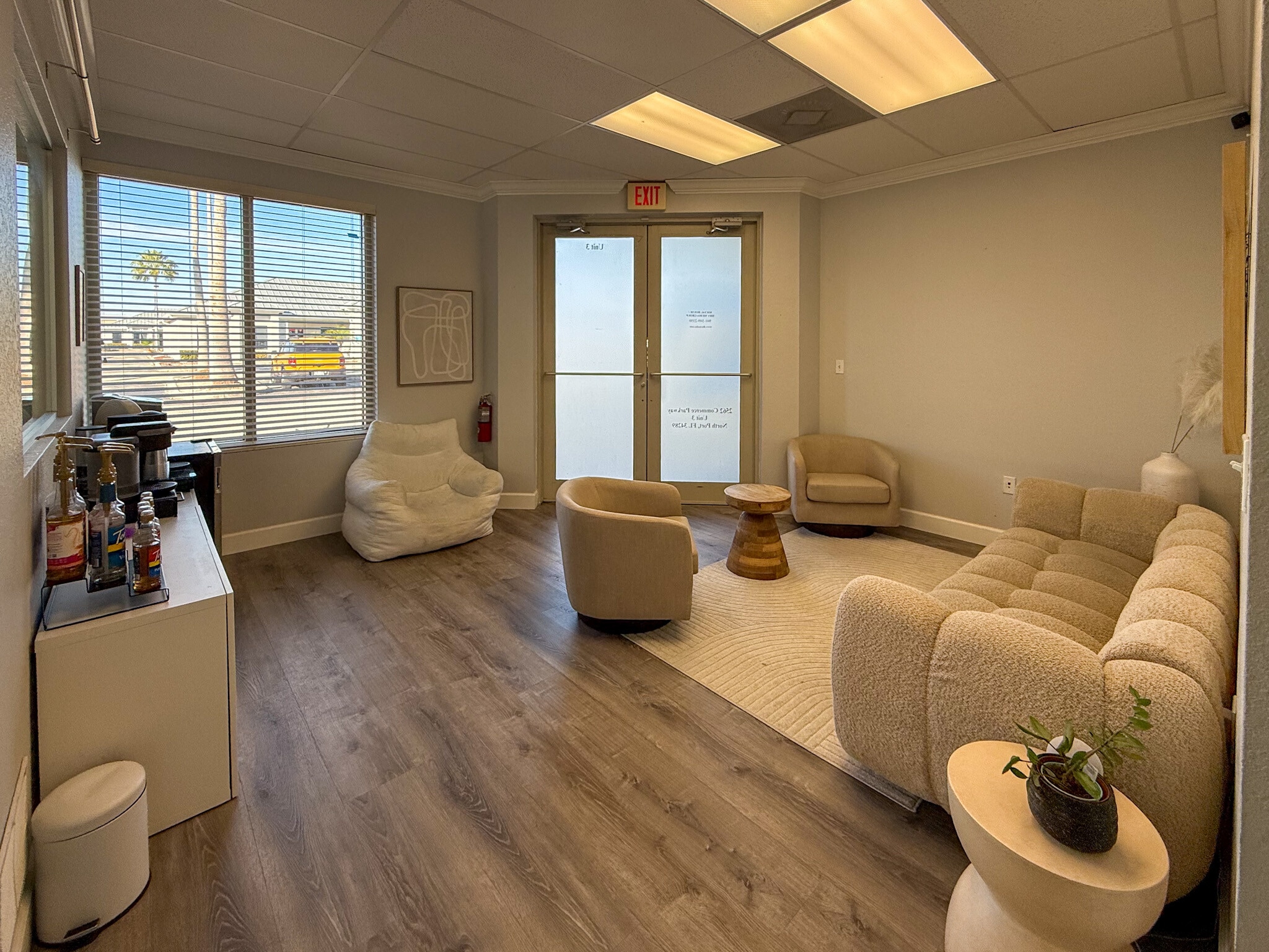 2562 Commerce Pky, North Port, FL for Rent