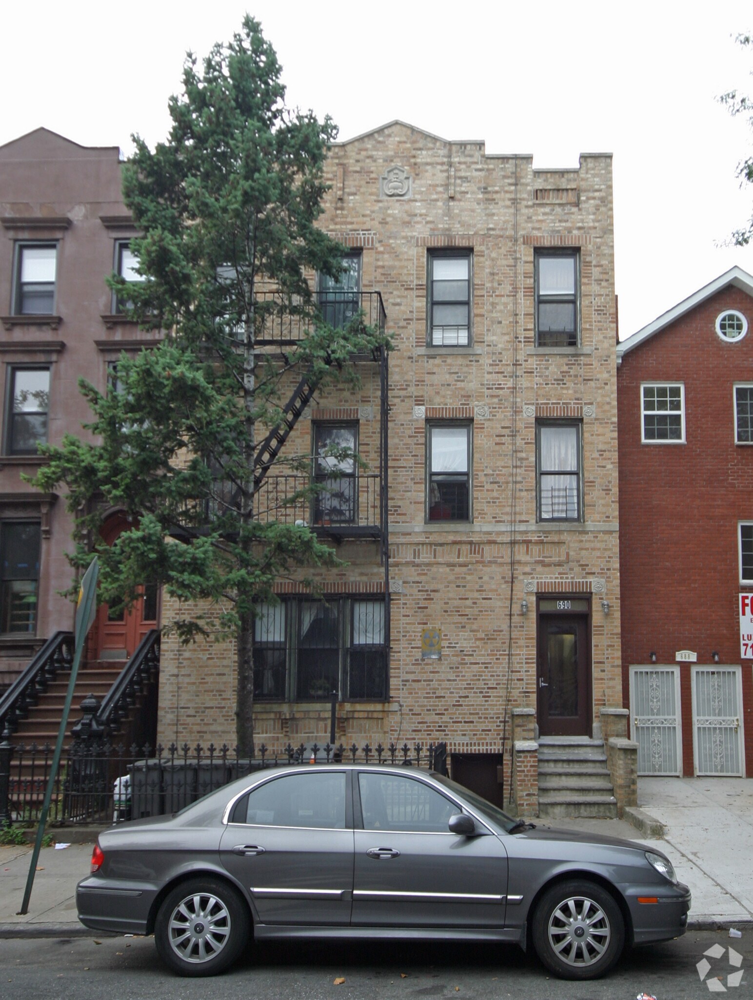 690 Monroe St, Brooklyn, NY for Sale