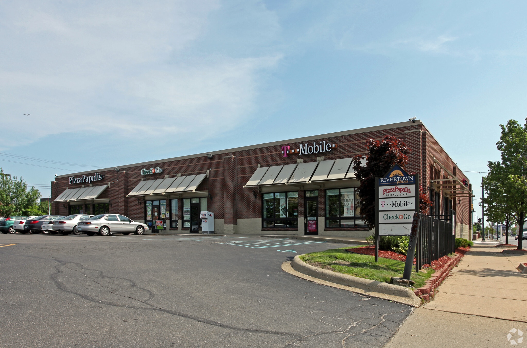 3151-3177 E Jefferson Ave, Detroit, MI for Rent