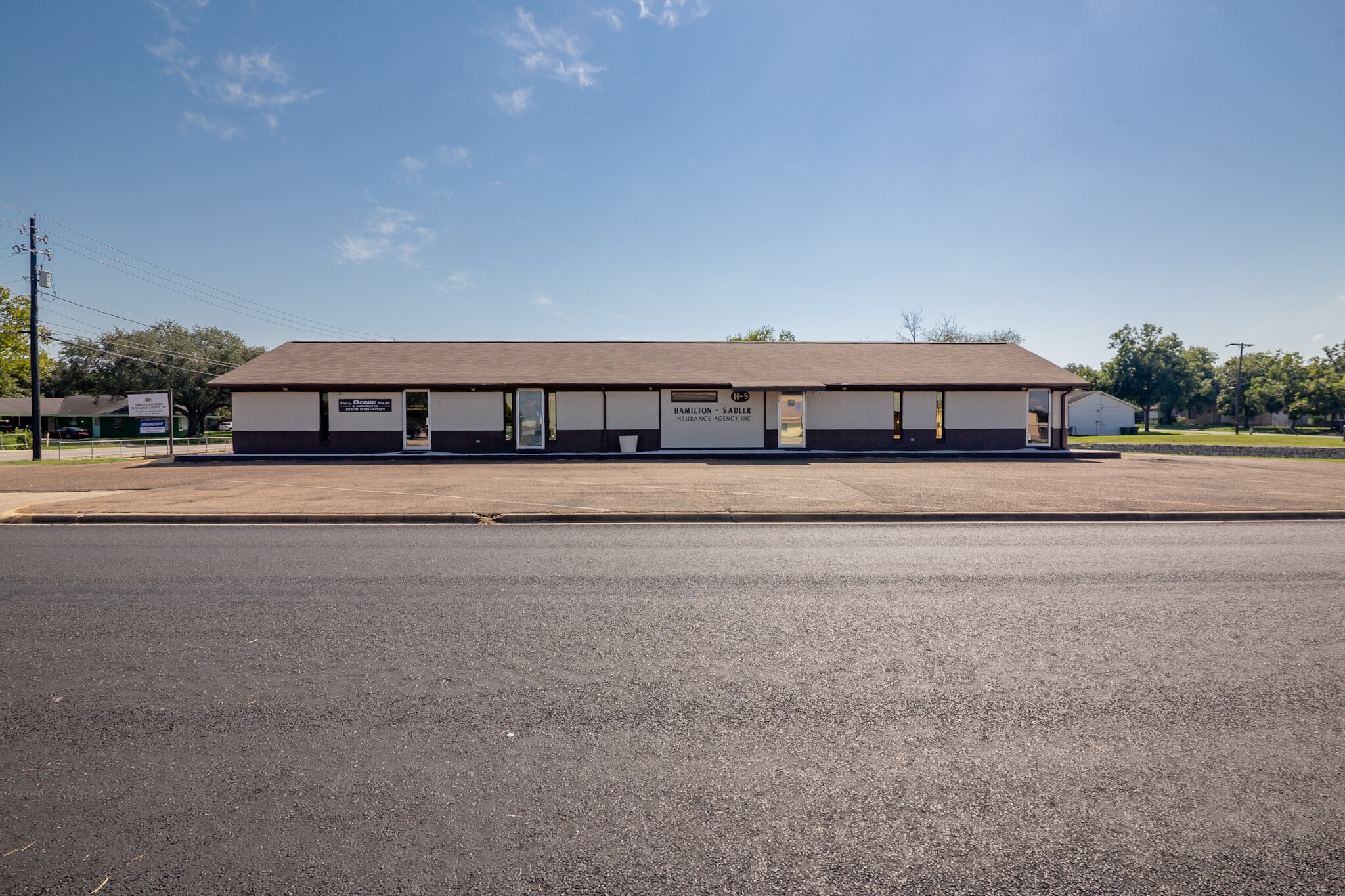 1001 E Airline Rd, Victoria, TX for Sale