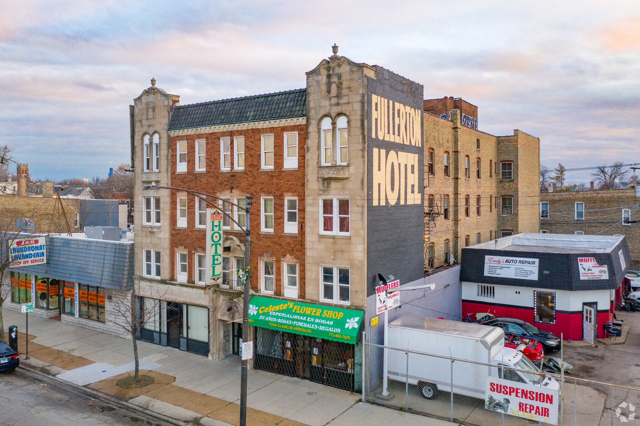 3919-3921 W Fullerton Ave, Chicago, IL for Sale