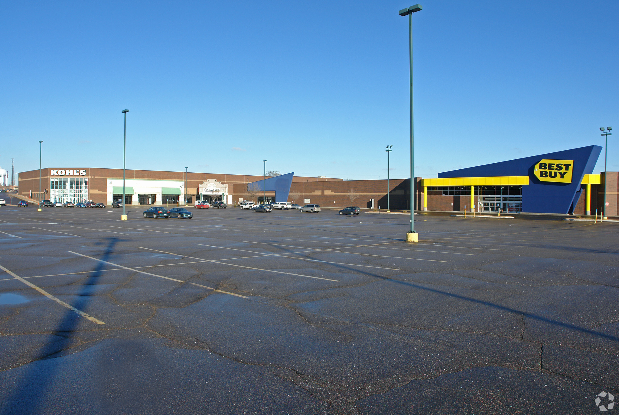 1643-1655 W County Road B2, Roseville, MN for Rent