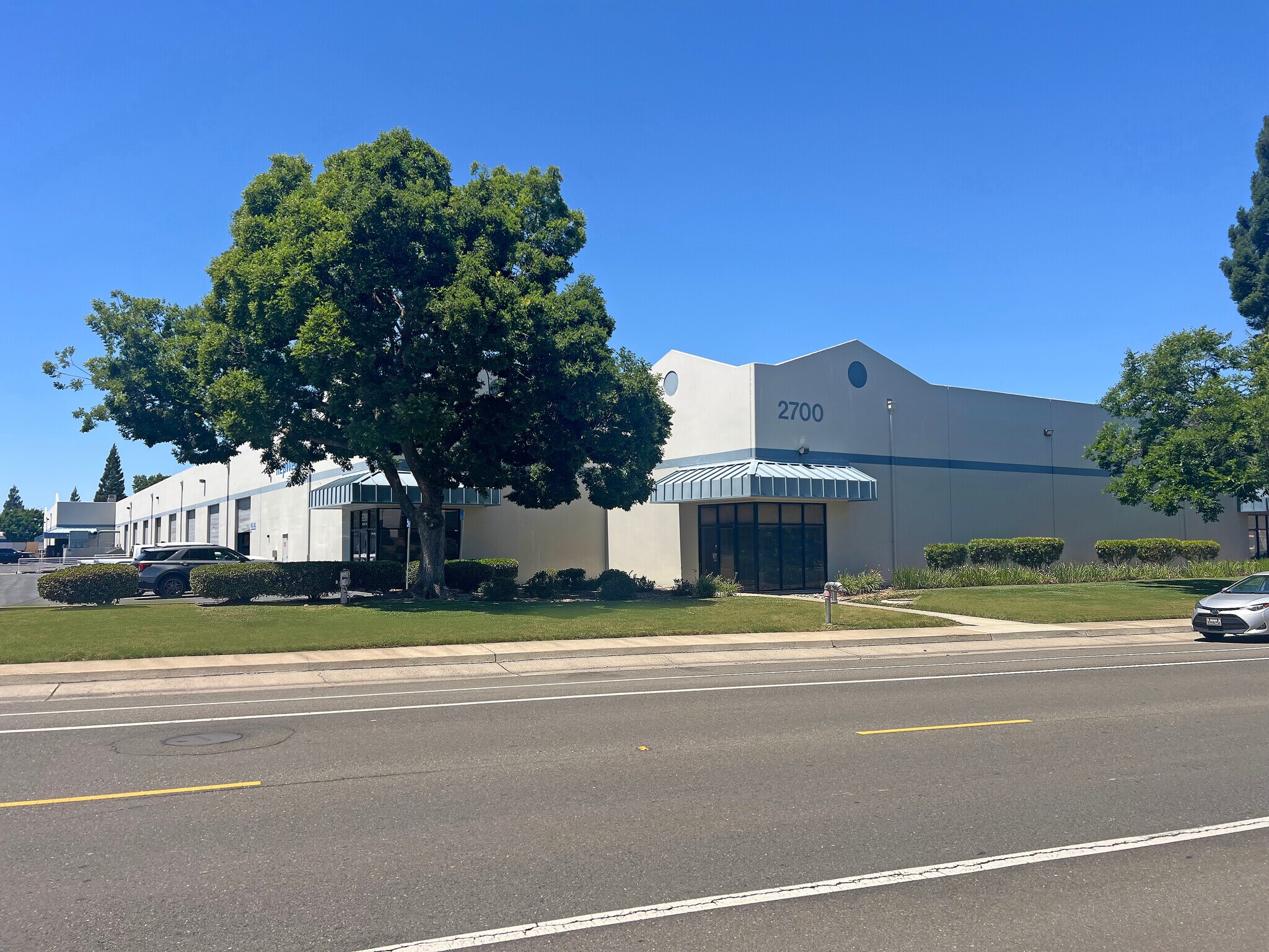 2700 Mercantile Dr, Rancho Cordova, CA for Rent