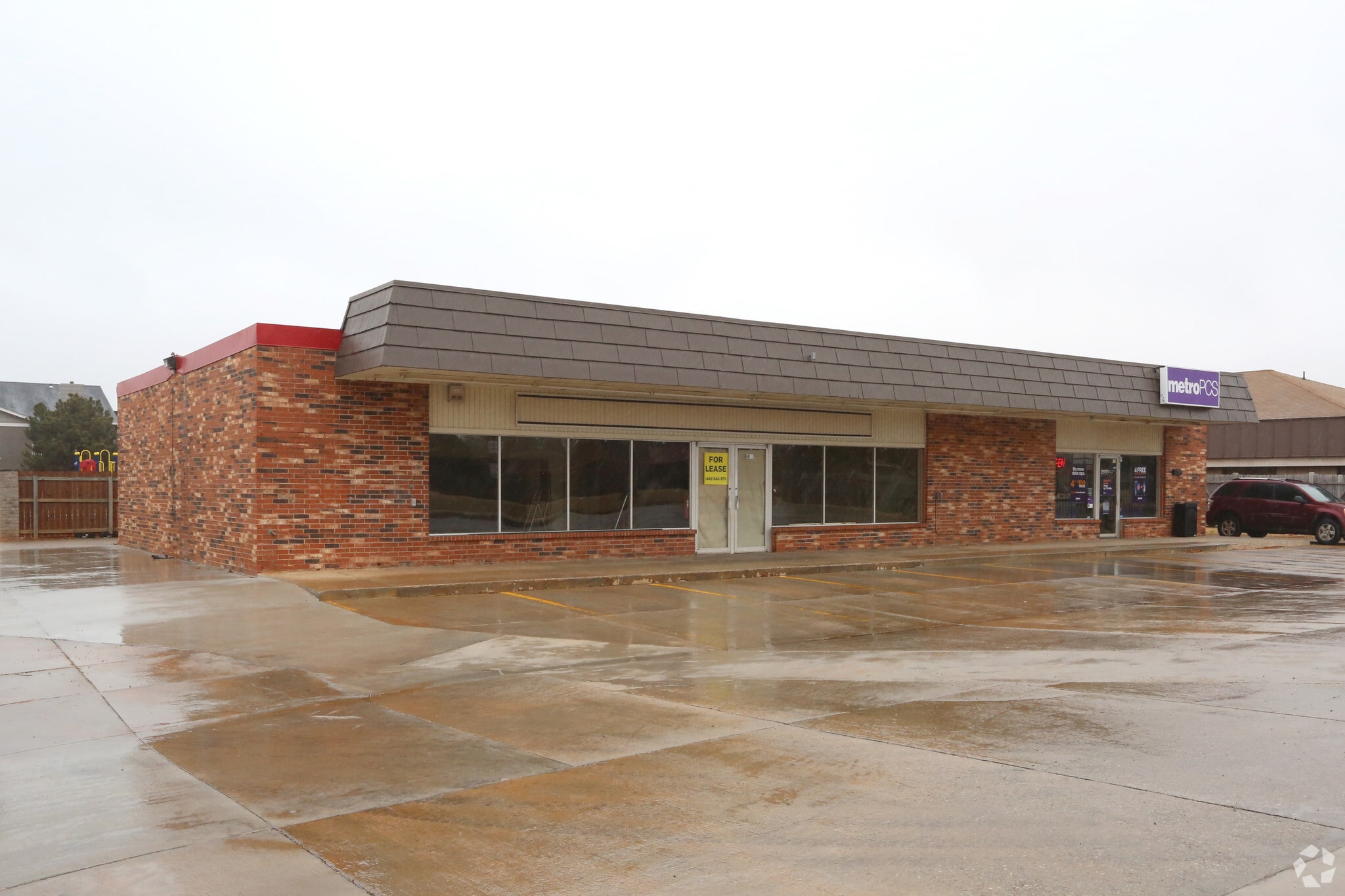 6015-6017 NW 63rd St, Oklahoma City, OK for Rent