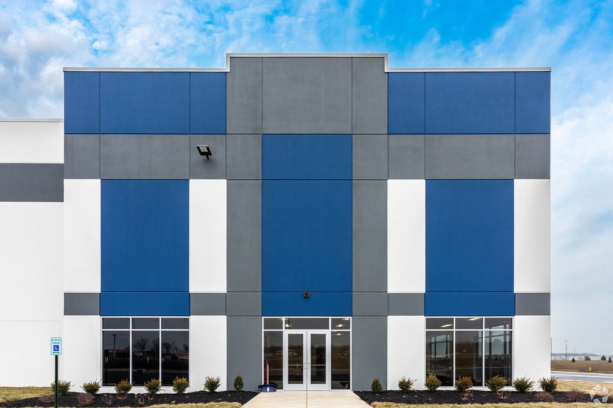 283 Cardinal Dr Marengo, OH 43334 Industrial Property for Lease on