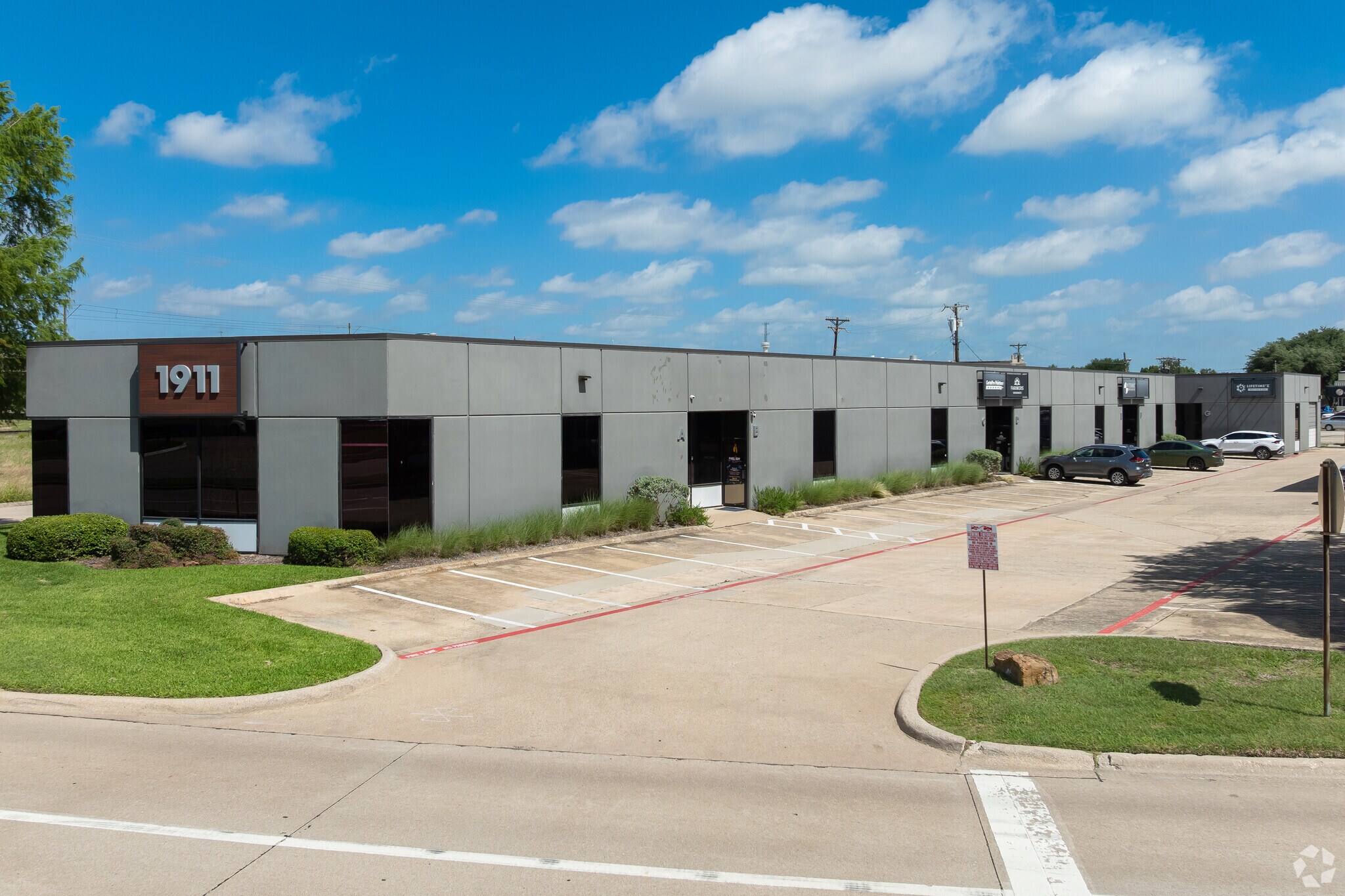 1911 Old Denton Rd, Carrollton, TX for Rent