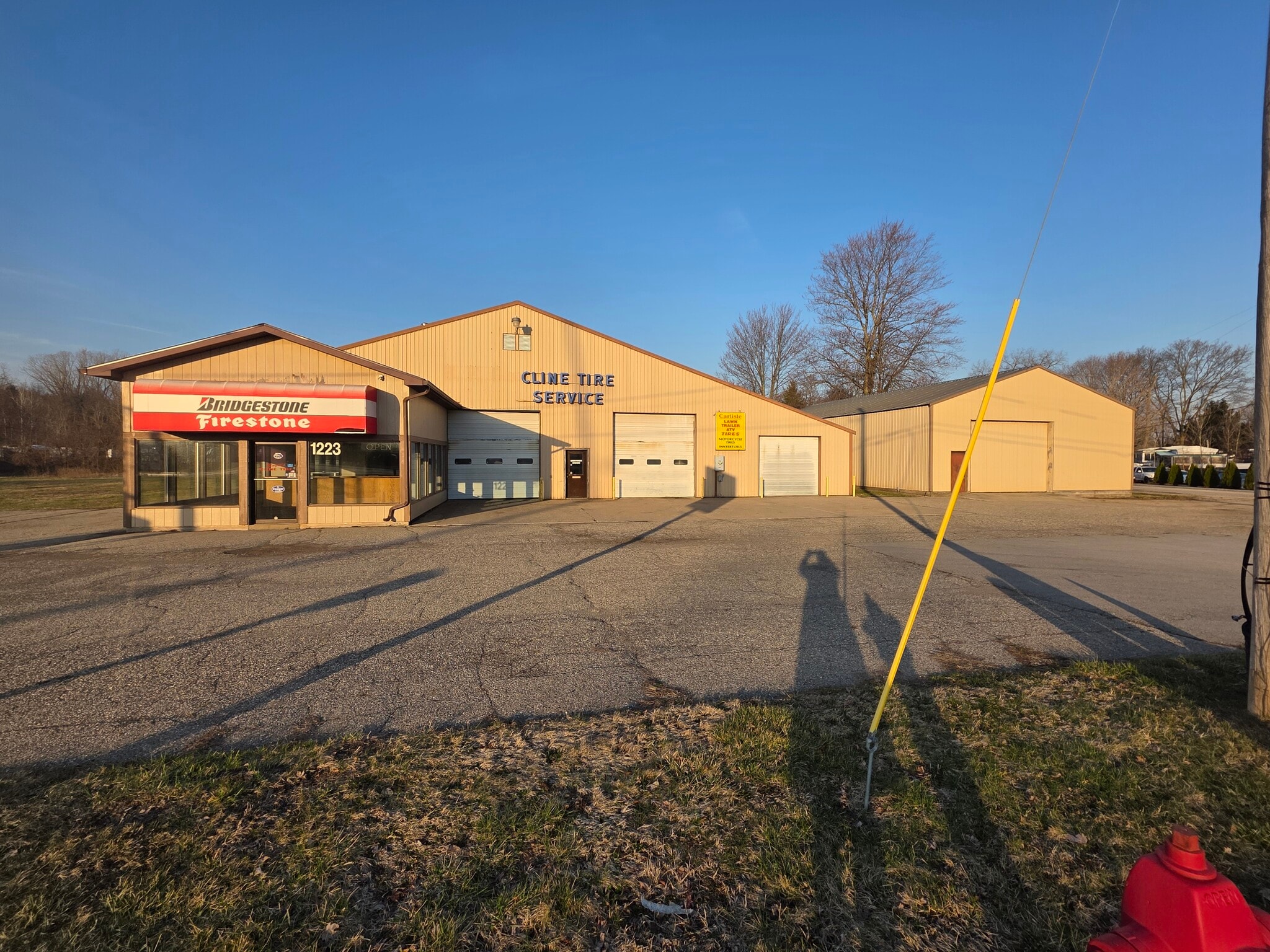 1223 A N Cedar Rd, Mason, MI for Sale
