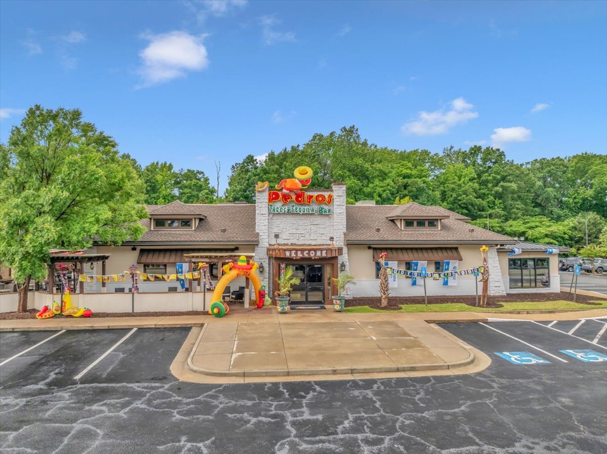 4040 Riverside Dr, Macon-Bibb, GA for Sale
