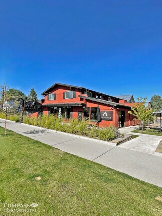Bend, OR Retail - 130 SW Century Dr
