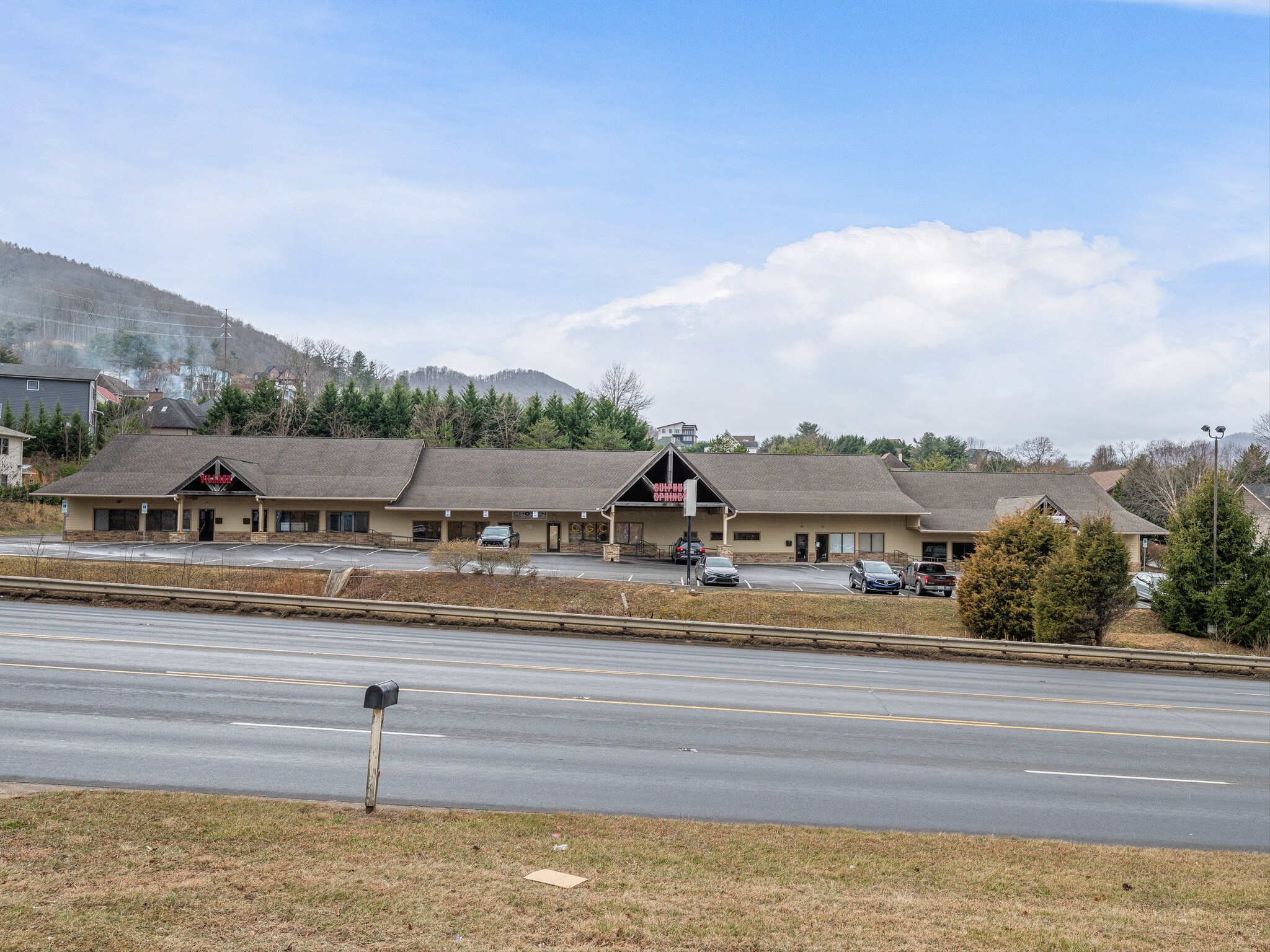 876 New Leicester Hwy, Asheville, NC for Rent