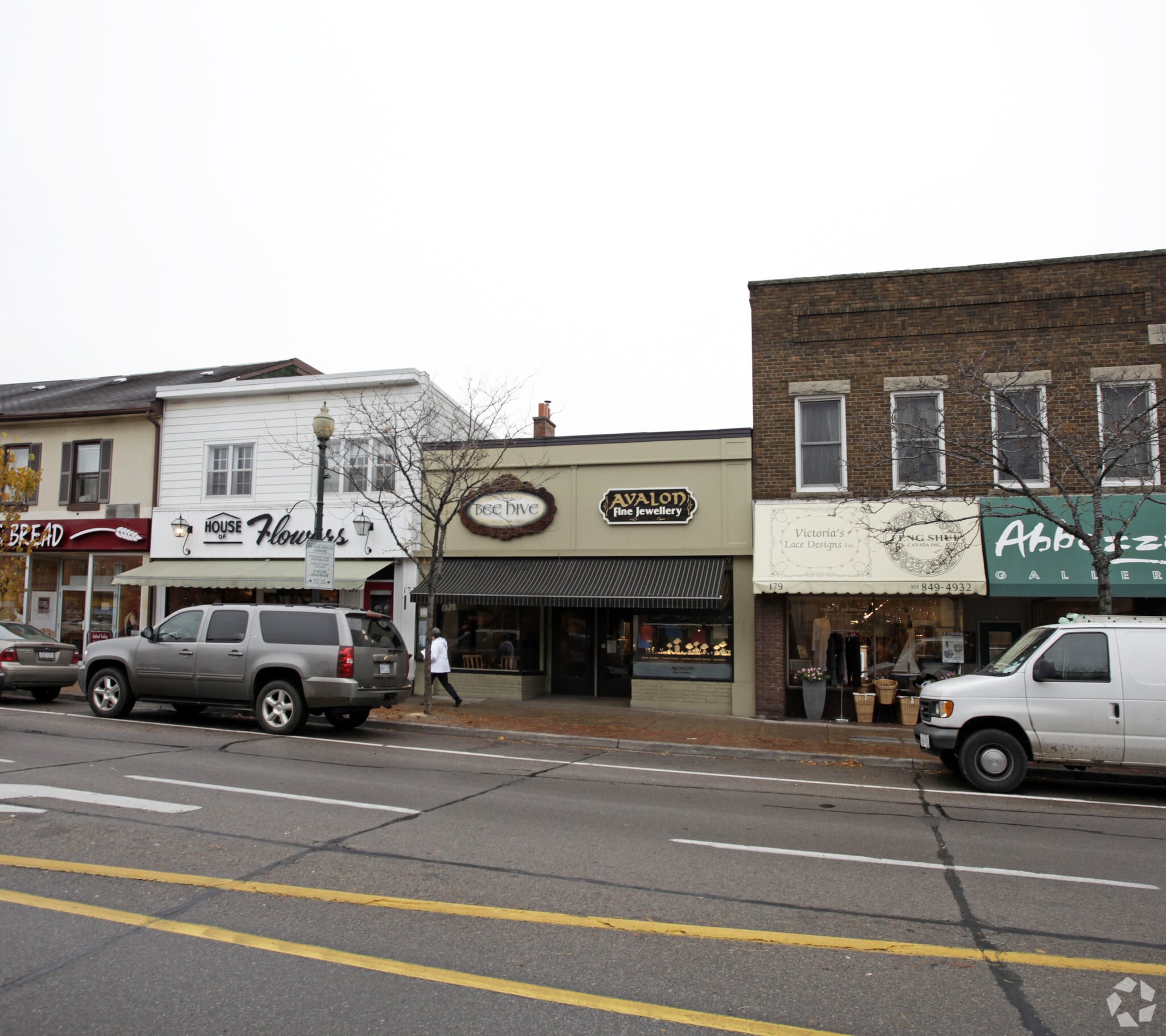 175-177 Lakeshore Rd E, Oakville, ON for Rent