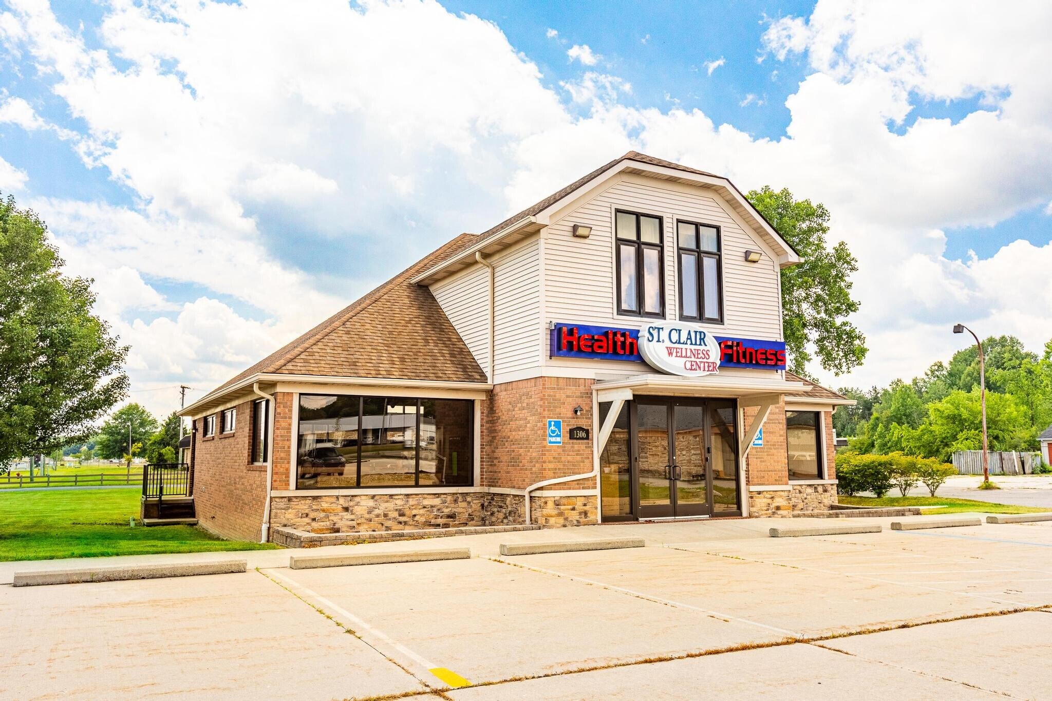 1306 S Carney Dr Saint Clair, MI 48079 Retail Property for Sale on