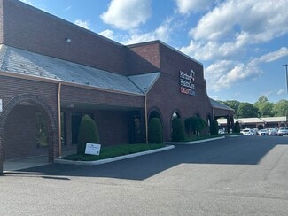 Monroe, CT Office/Retail - 401 Monroe Tpke