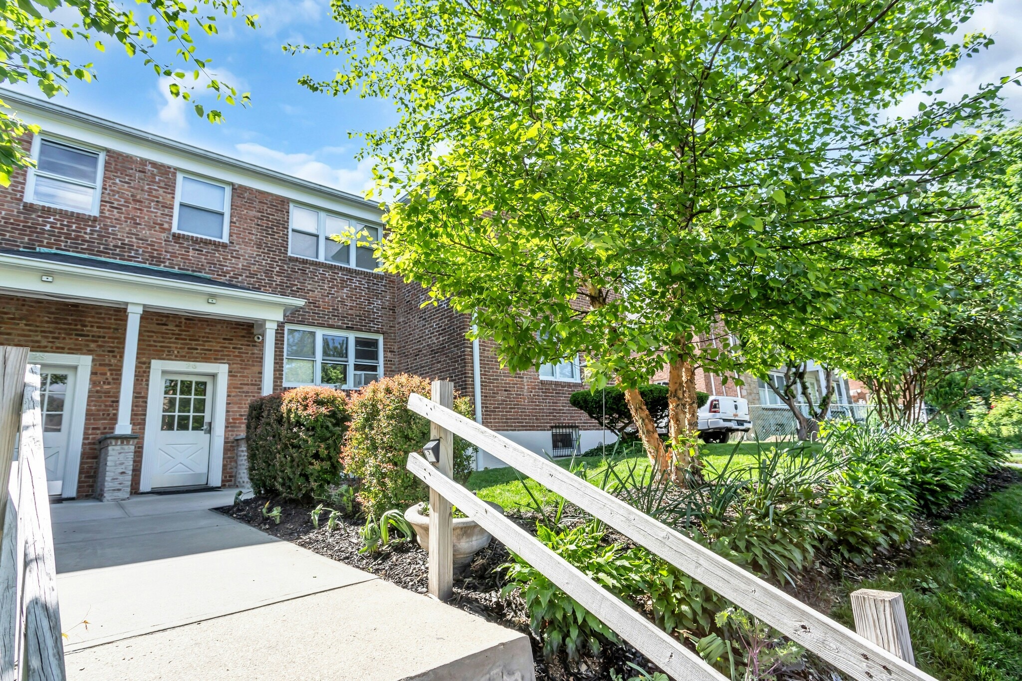 26 Linden St, Great Neck, NY for Sale