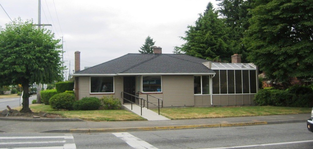 1241 E Main St, Auburn, WA for Rent