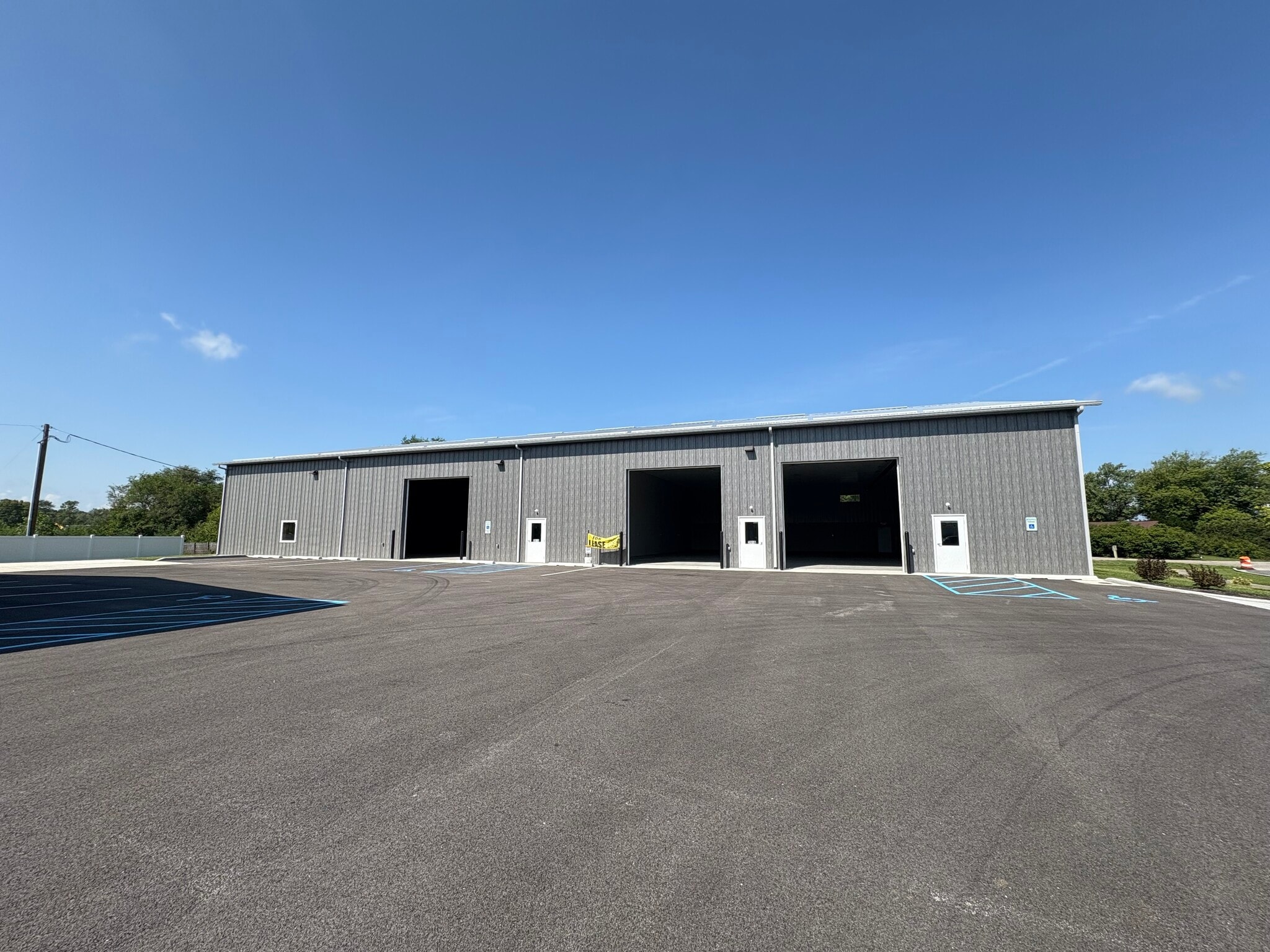 3914 Indianapolis Rd, Columbus, IN for Rent