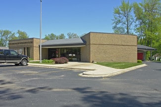Holland, MI Storefront Retail/Office - 392 136th Ave