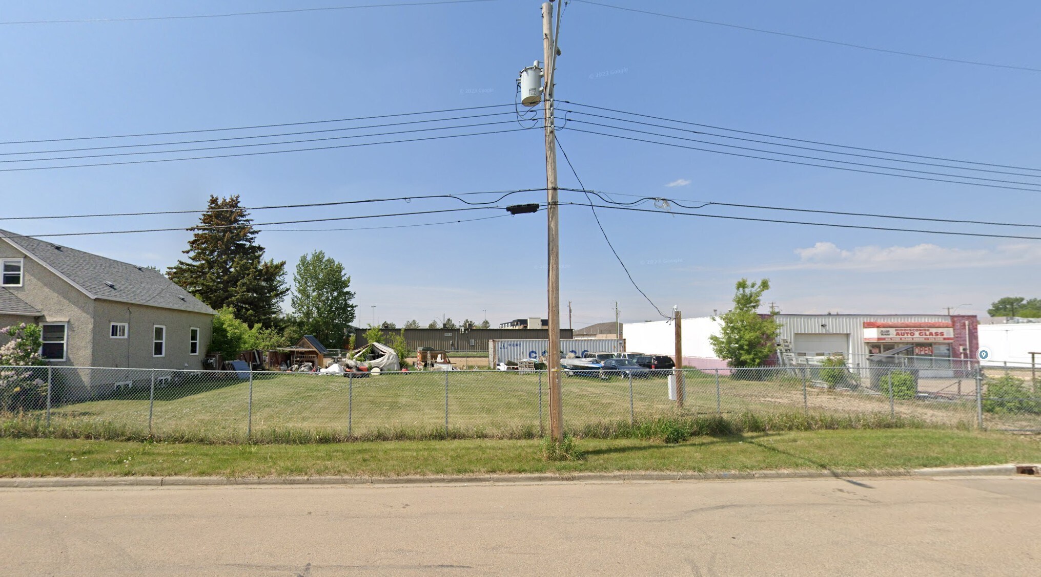 9916 103 St, Morinville, AB for Sale