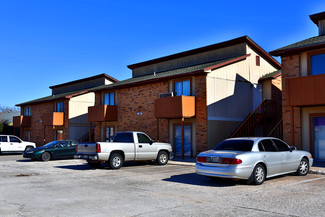 Norman, OK Apartments - 1311 Glen Oaks Ct