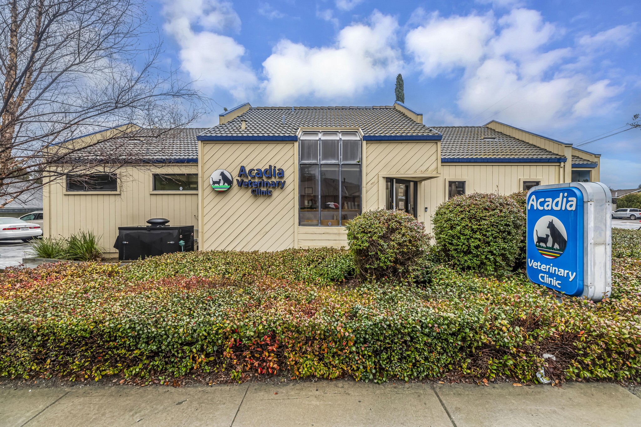 10012 N Foothill Blvd, Cupertino, CA for Sale