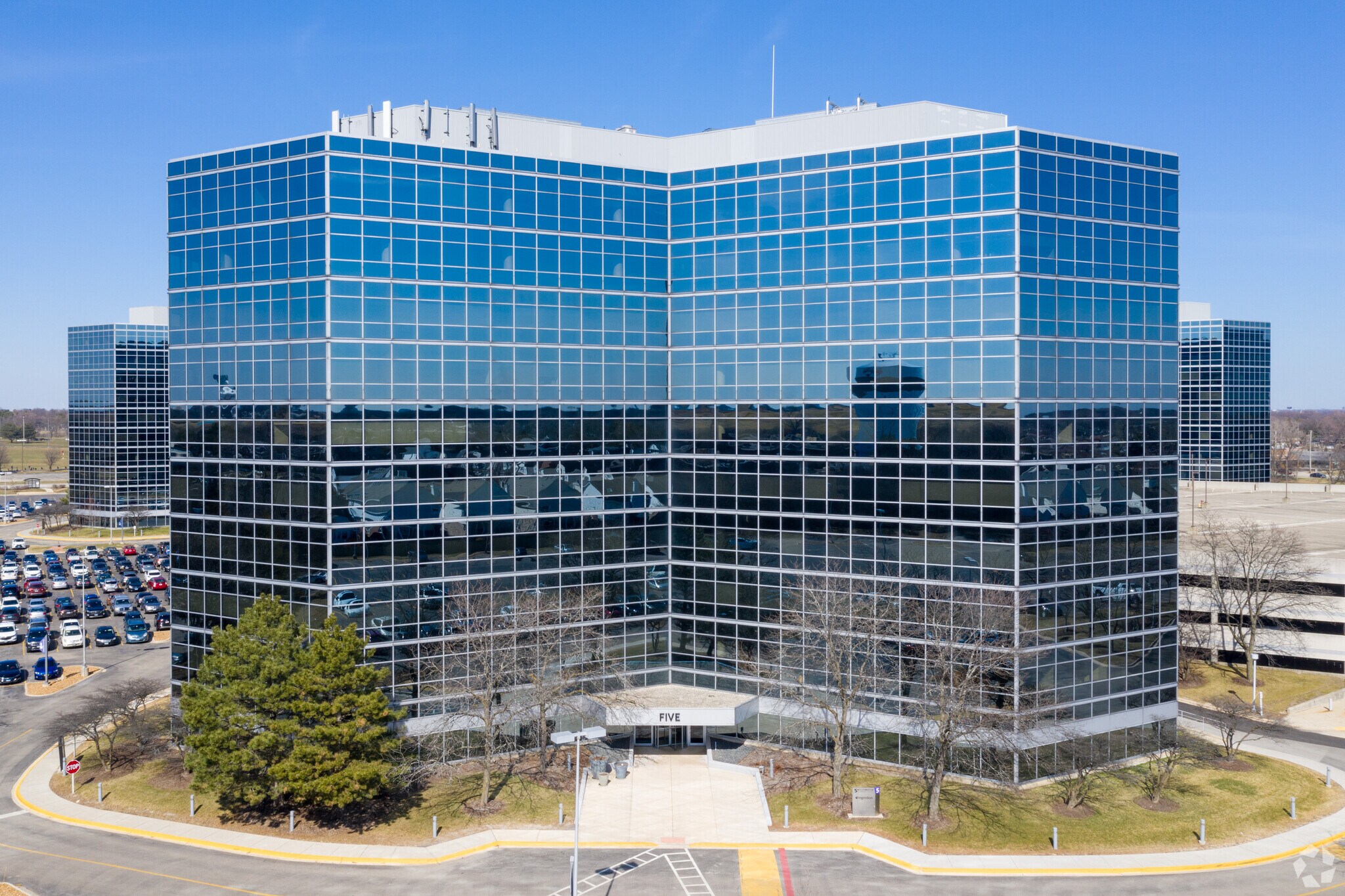 5 Westbrook Corporate Ctr, Westchester, IL for Rent
