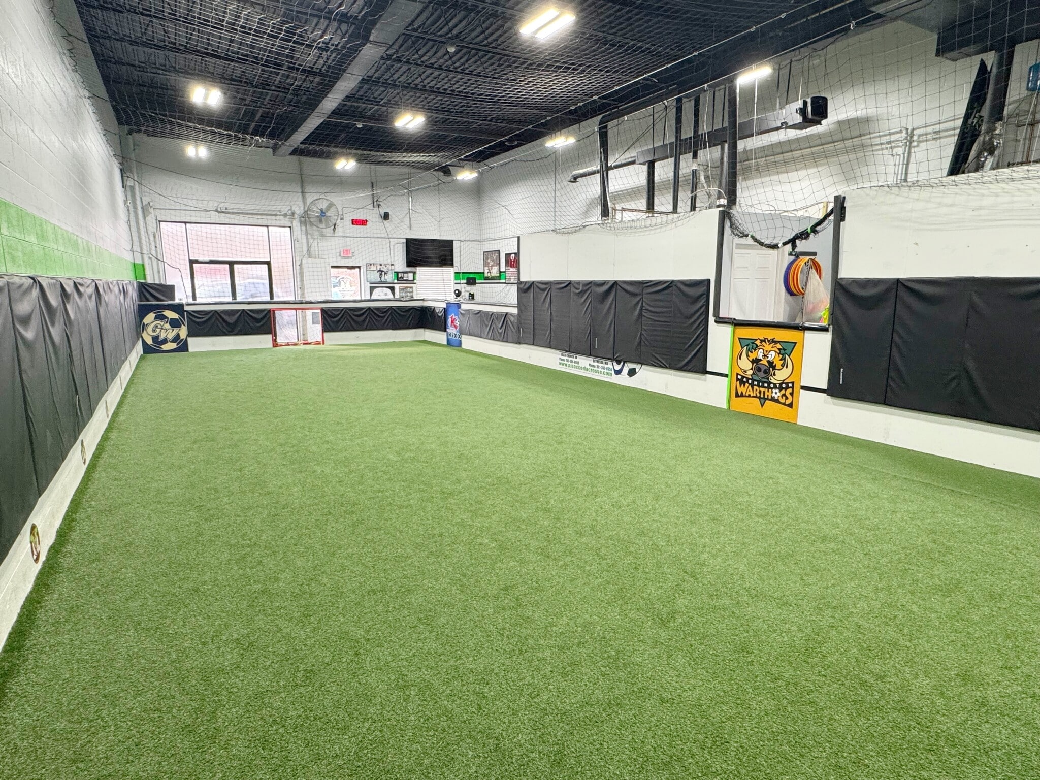 8453 Tyco Rd, Vienna, VA for Rent