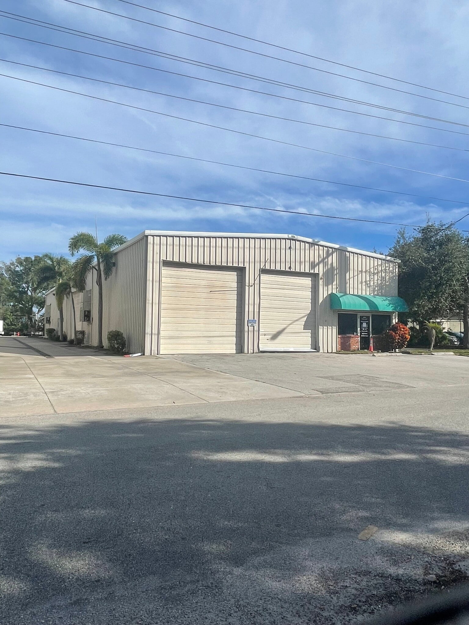 2604 Piper Dr Vero Beach, FL 32960 Industrial Property for Lease on