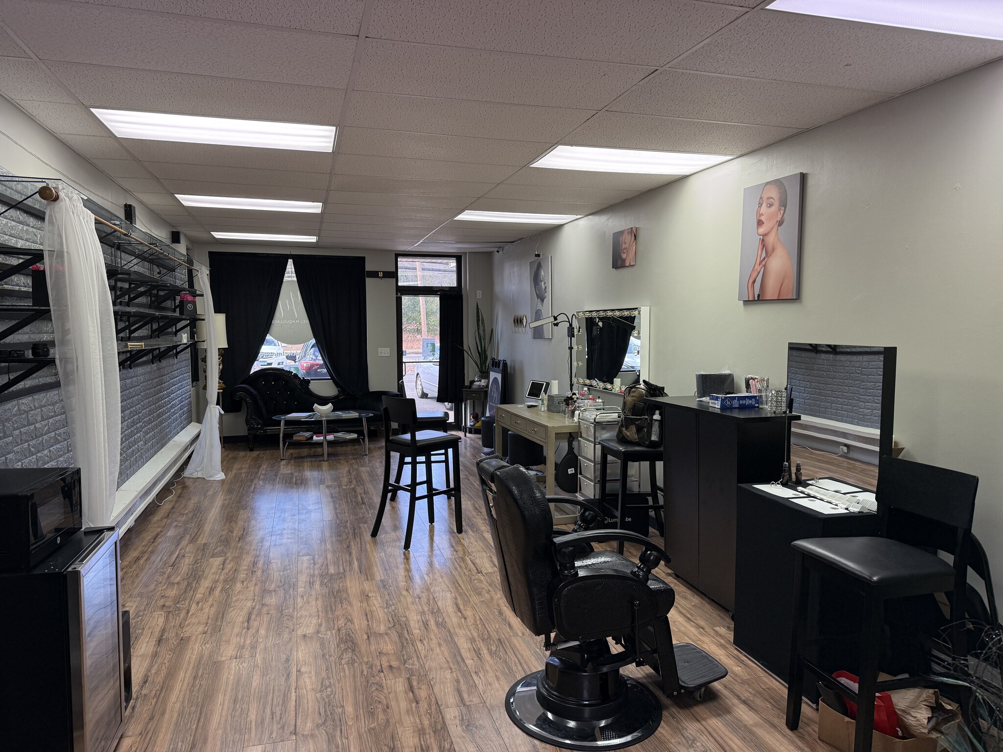 1376-1418 Hopmeadow St, Simsbury, CT for Rent
