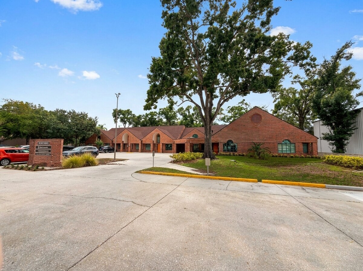 4200 N Armenia Ave, Tampa, FL for Sale