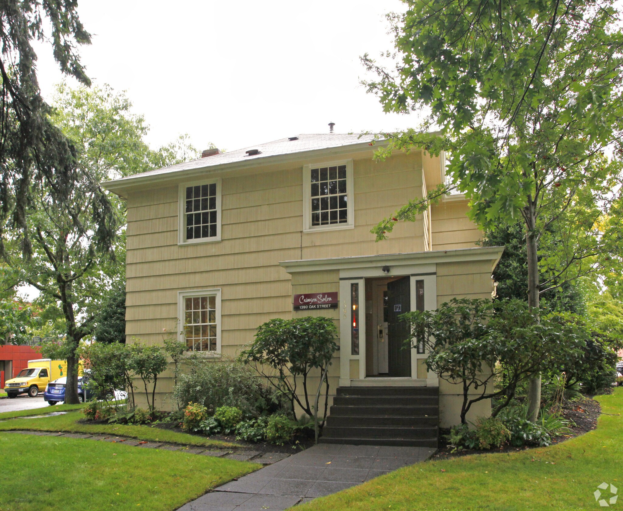 1390 Oak St, Eugene, OR for Rent