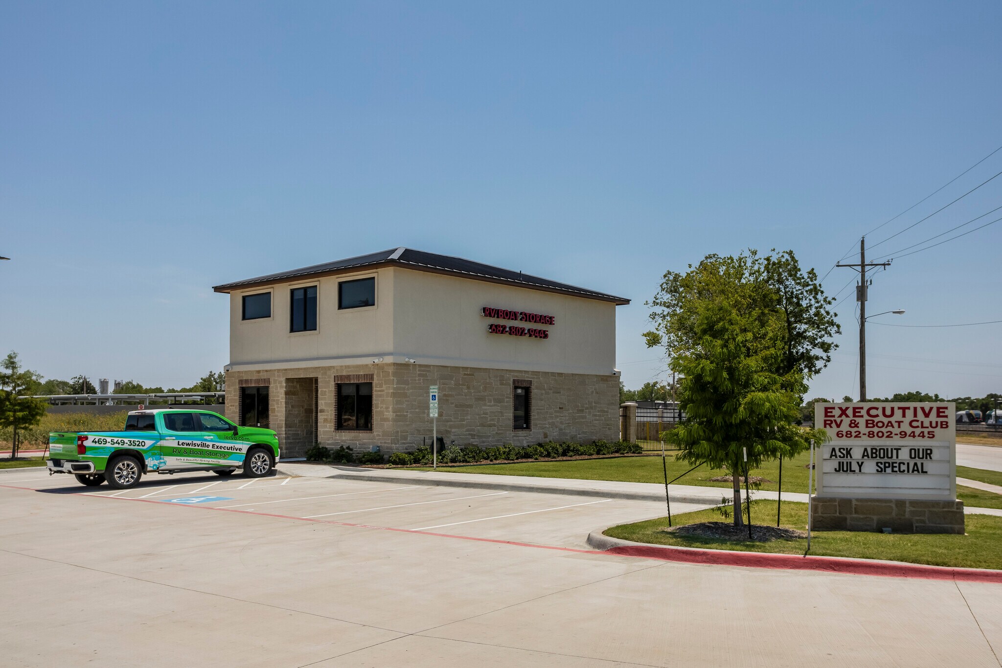 801 S Railroad St, Lewisville, TX for Rent