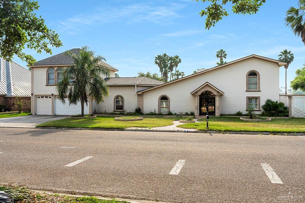 2811 Lake Shore Dr, Edinburg, TX for Sale