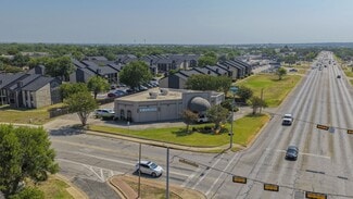 Round Rock, TX Bank - 902 Palm Valley Blvd