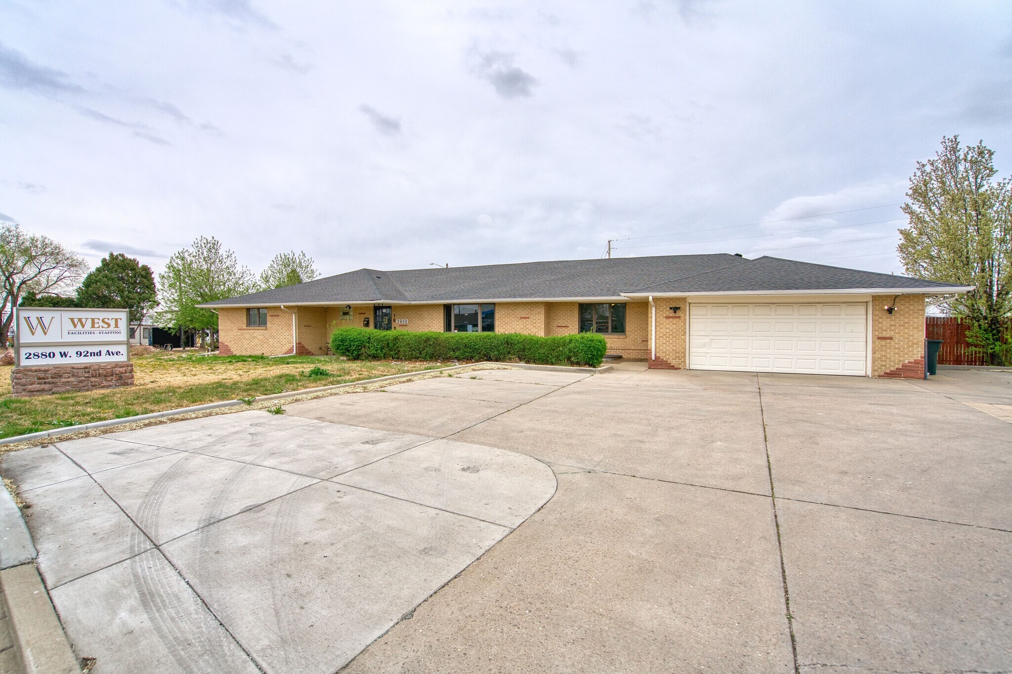 2880 W 92nd Ave, Federal Heights, CO for Sale