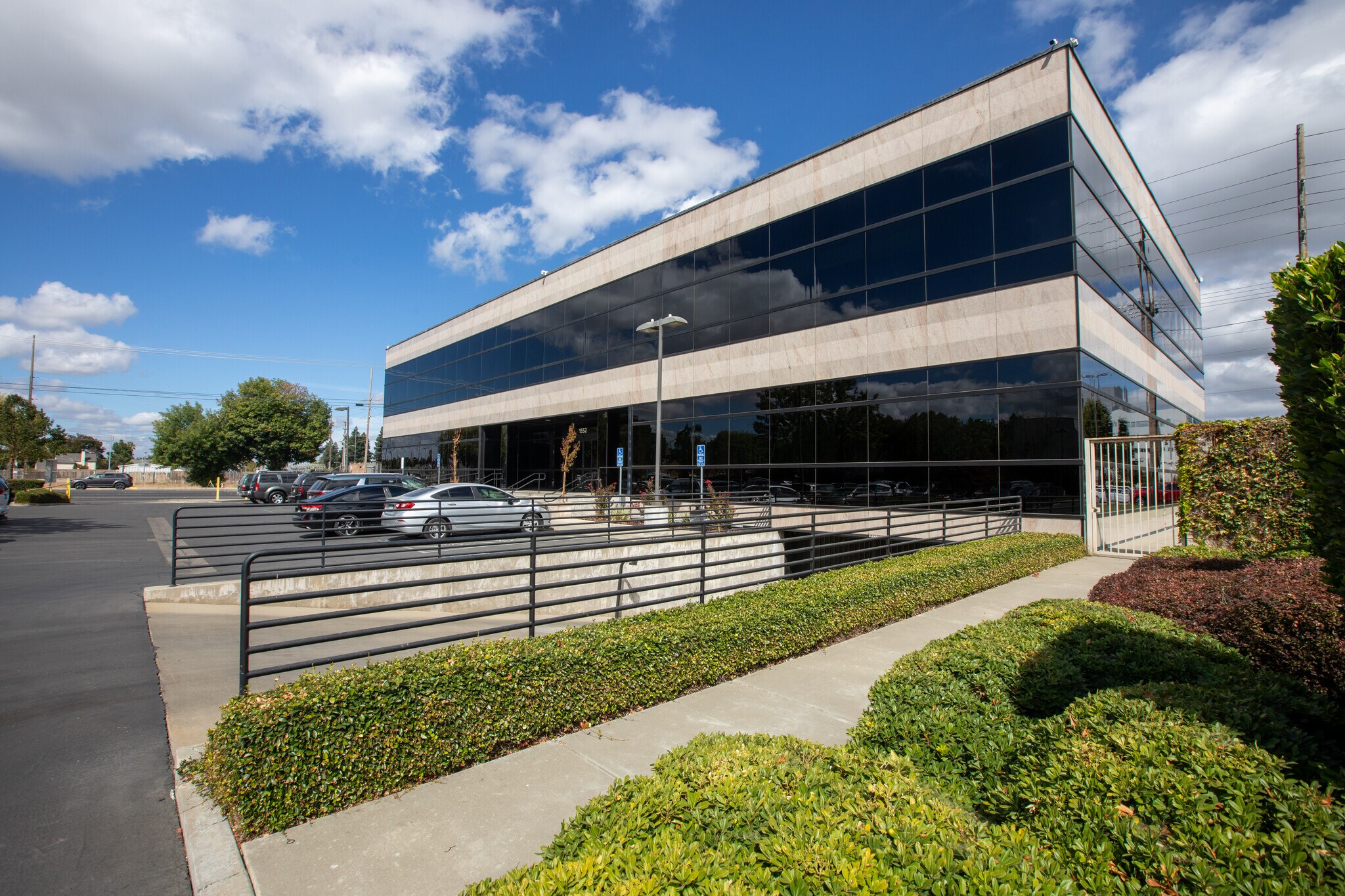 1552 Coffee Rd, Modesto, CA for Rent