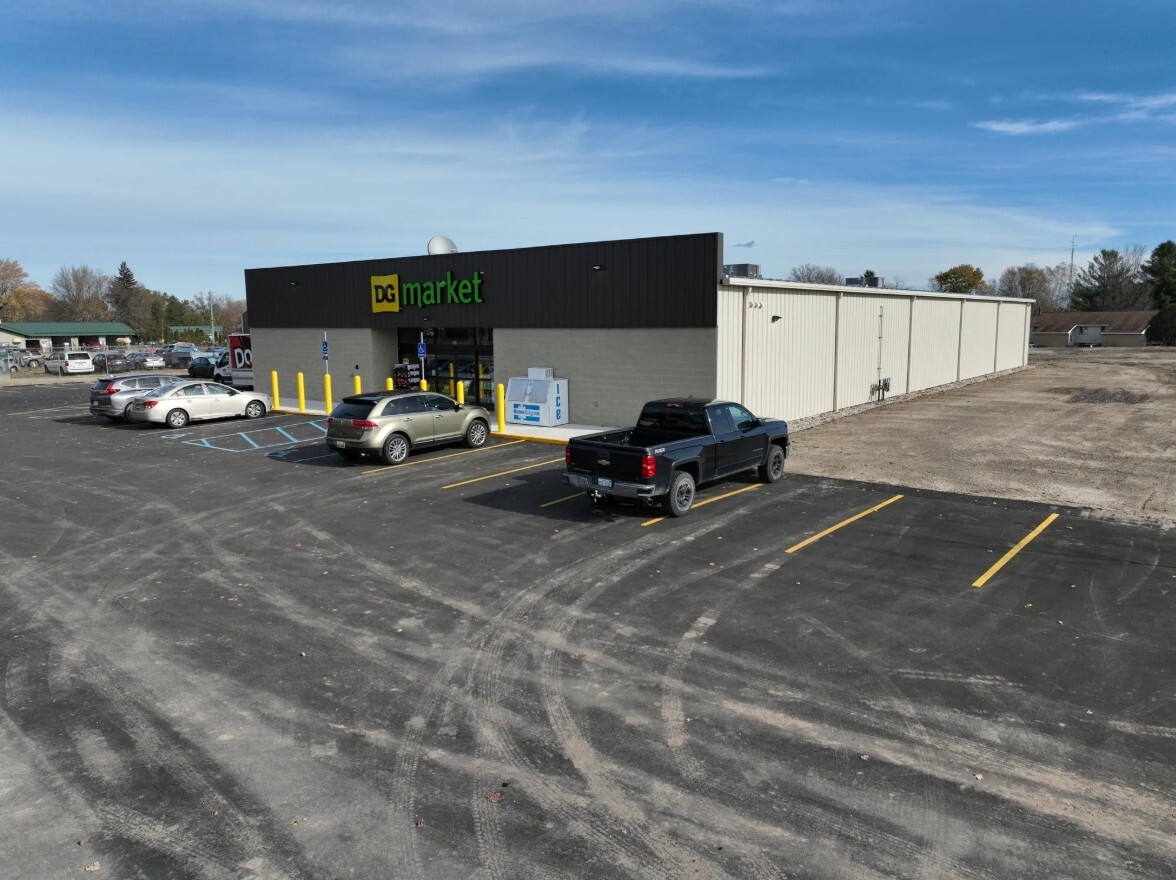 830 S Chestnut St, Reed City, MI for Sale