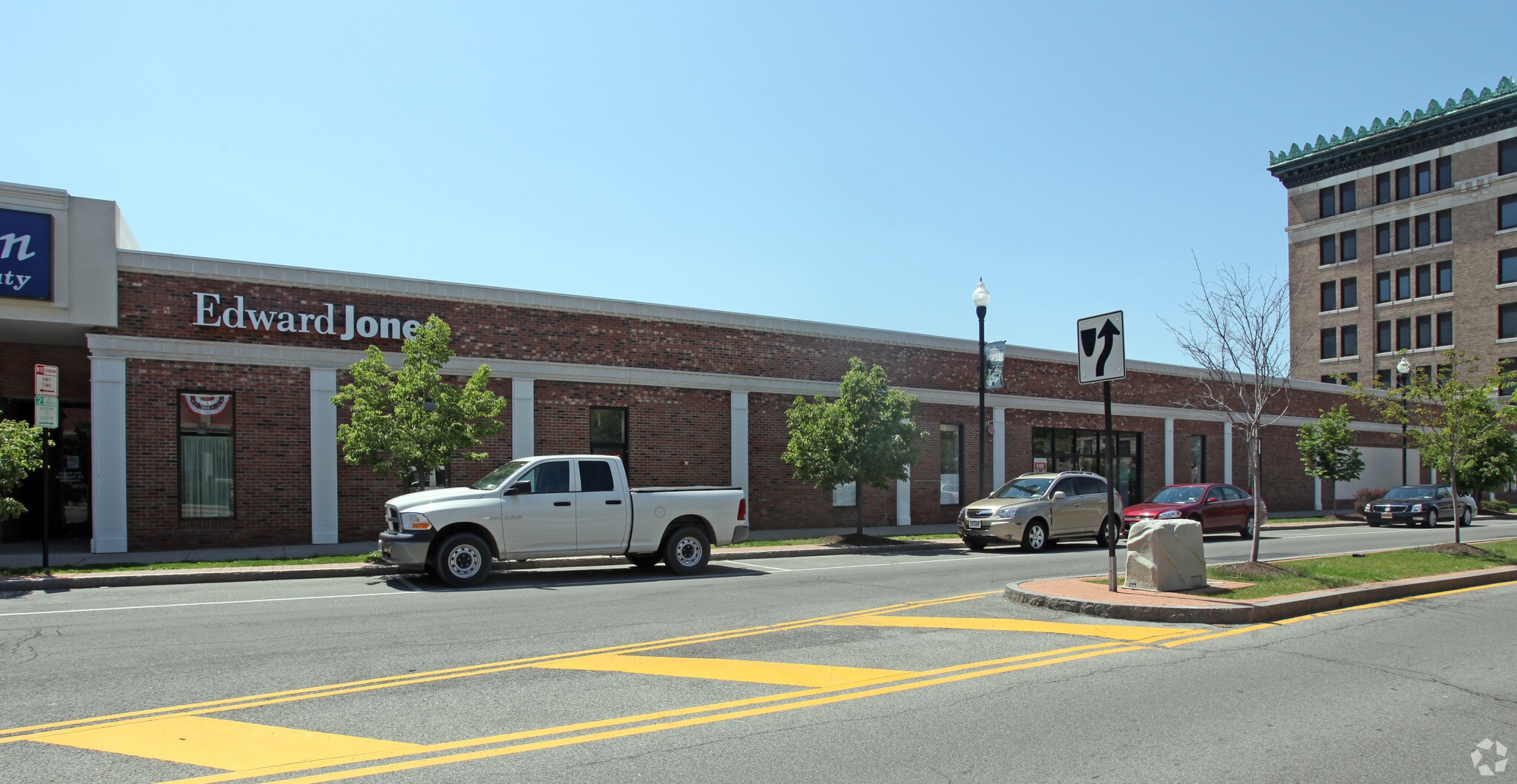 120 Main St, Lockport, NY for Rent
