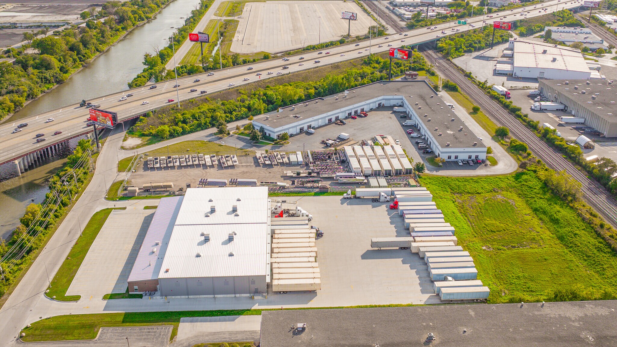 6800 S River Rd, Hodgkins, IL for Rent