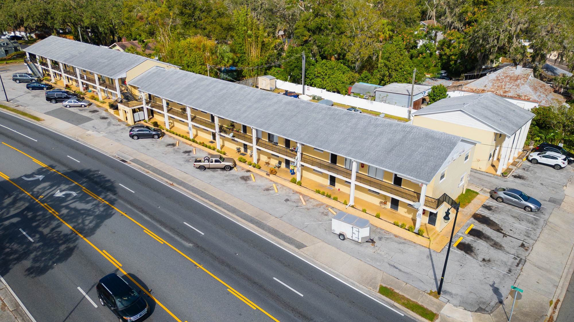 706 W Dixie Ave, Leesburg, FL for Sale