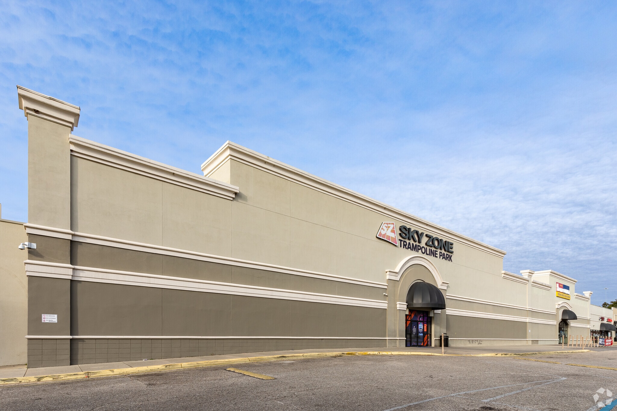 5007 N Davis Hwy, Pensacola, FL for Rent