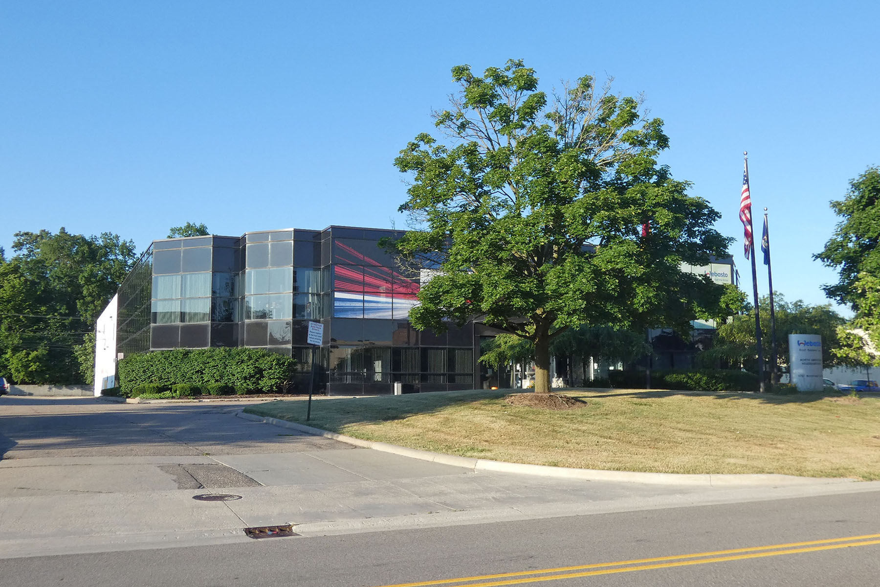1757 Northfield Dr, Rochester Hills, MI for Sale