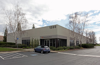 Roseville, CA Telecom Hotel/Data Hosting - 1390 Lead Hill Blvd