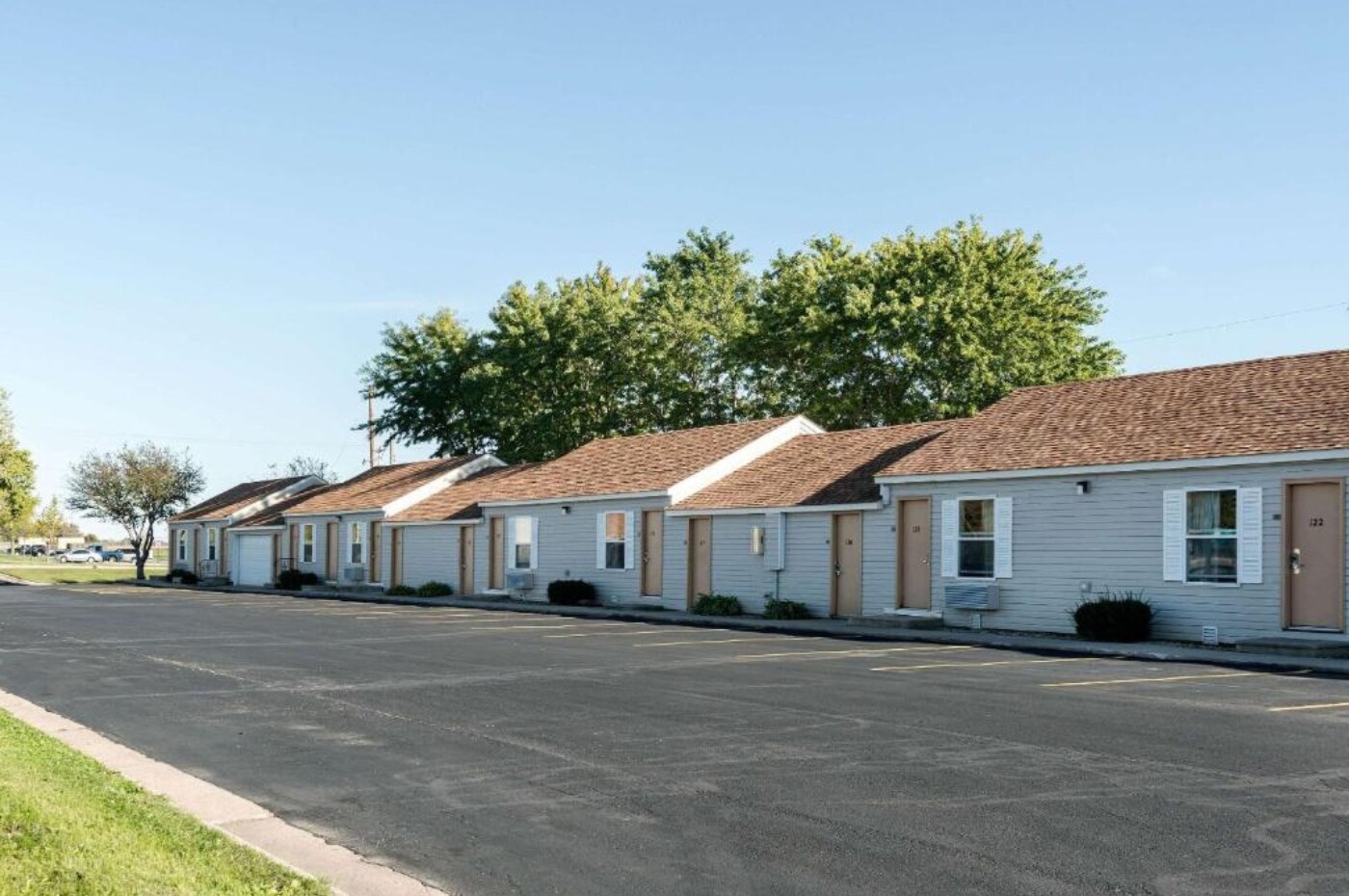 805 21st St, Austin, MN for Sale