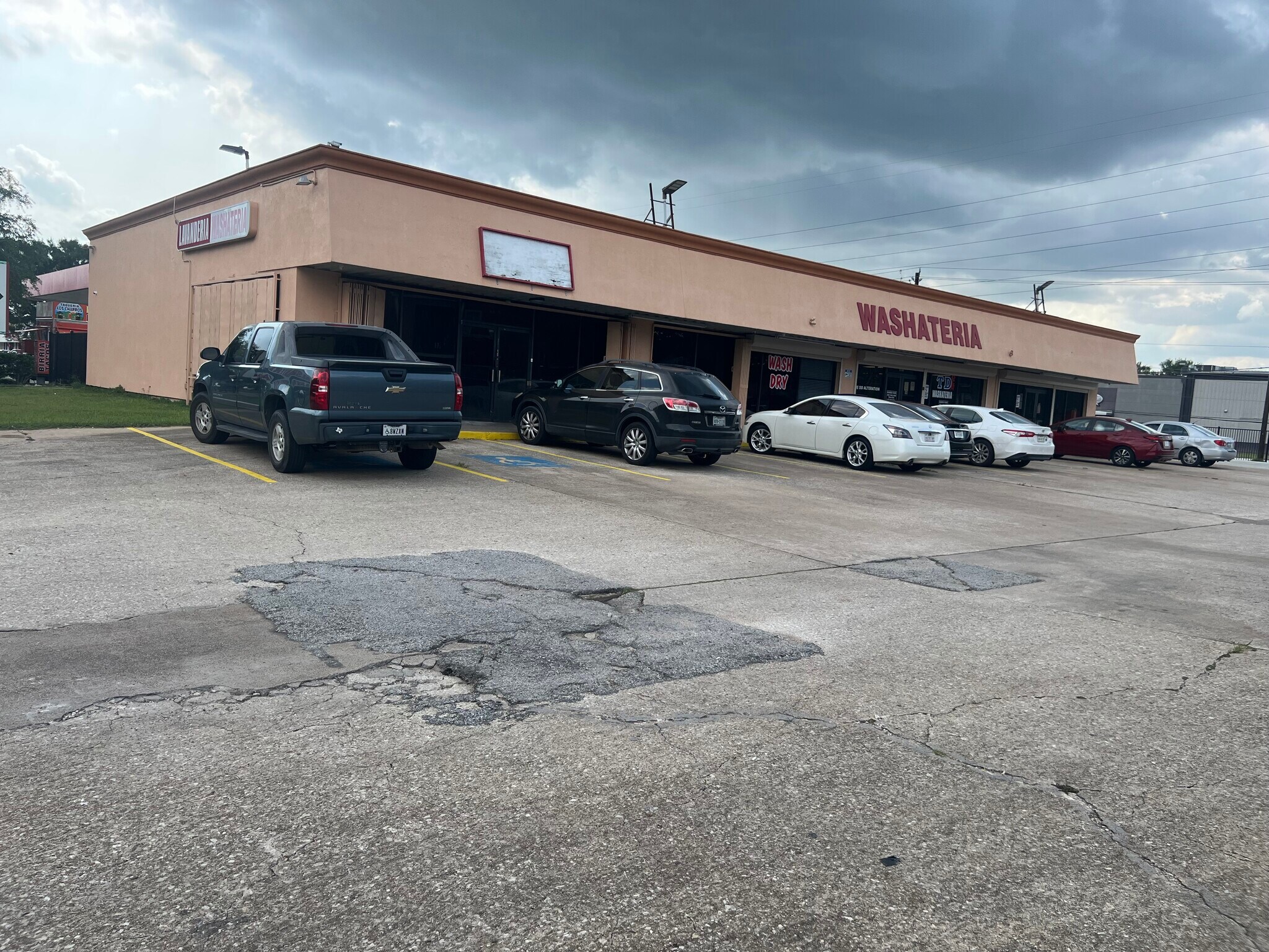 501 1/2 El Dorado Blvd, Webster, TX for Sale