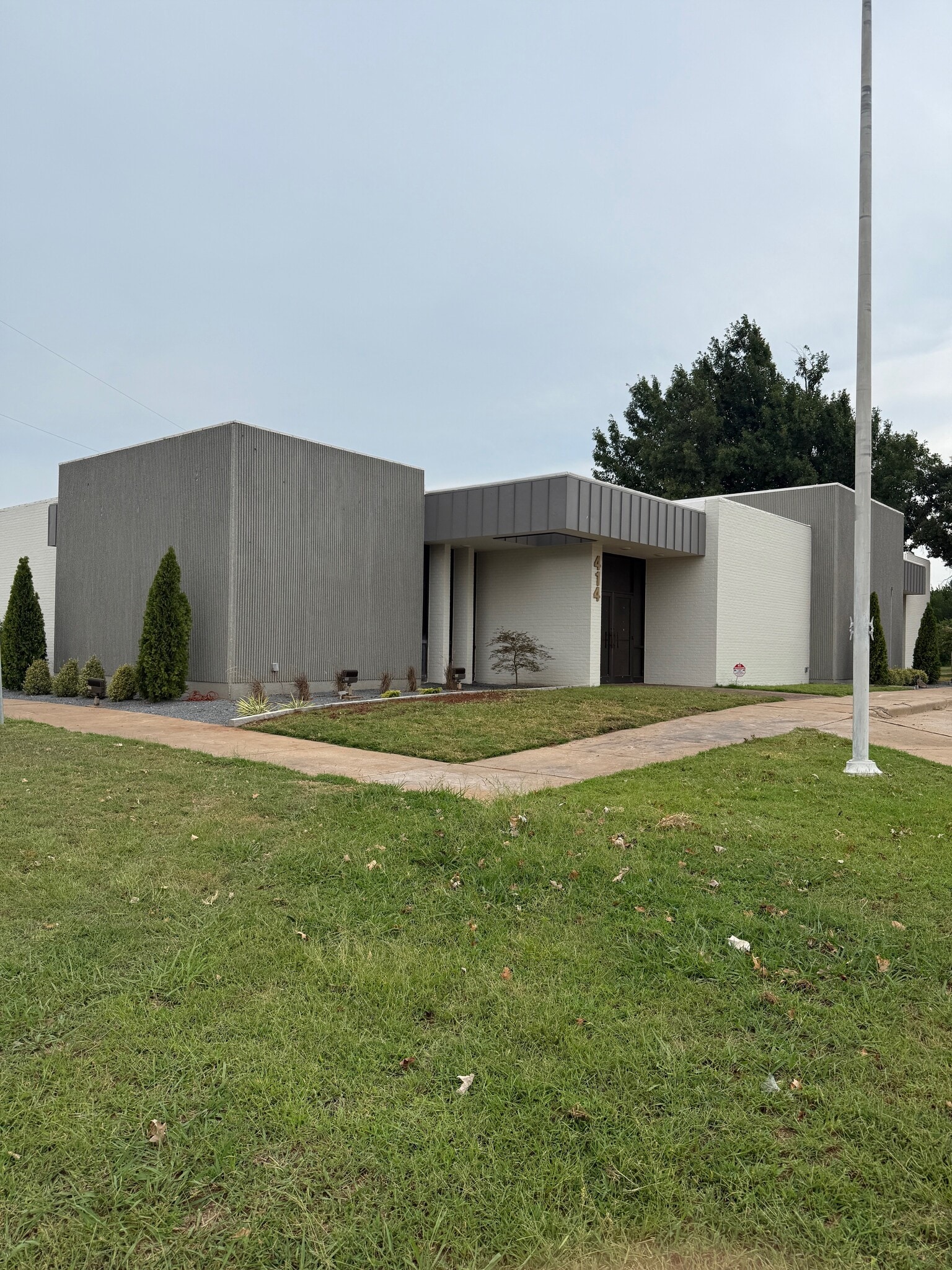 414 N Air Depot Blvd, Midwest City, OK for Rent