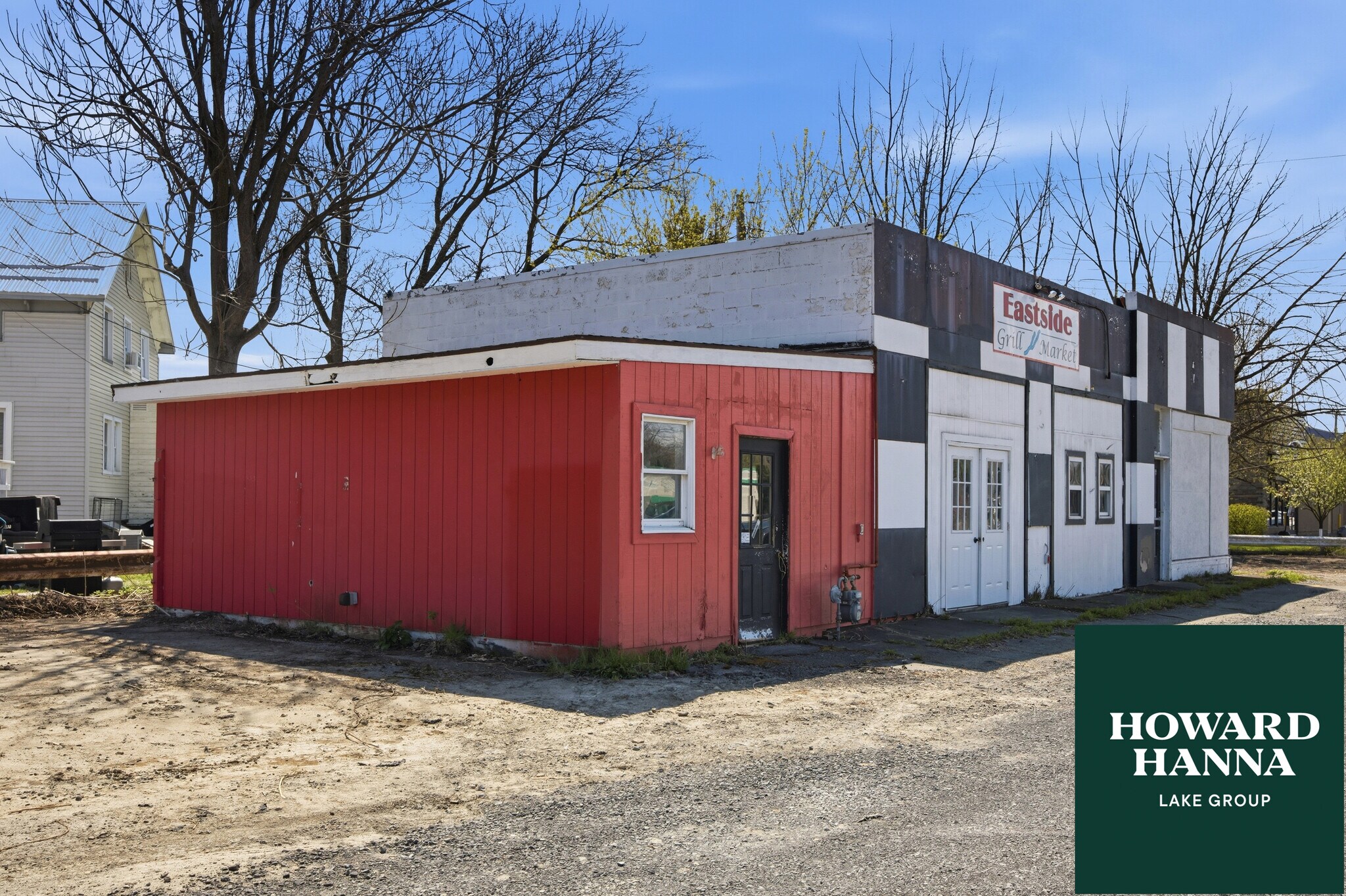 206 Lake St, Penn Yan, NY for Sale
